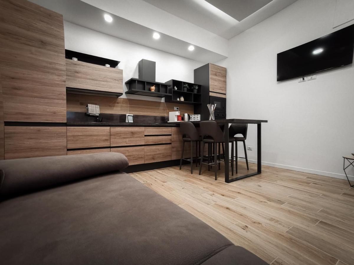 L Arche Comfort & Relax Brown Home Di Via Varesina ميلان المظهر الخارجي الصورة