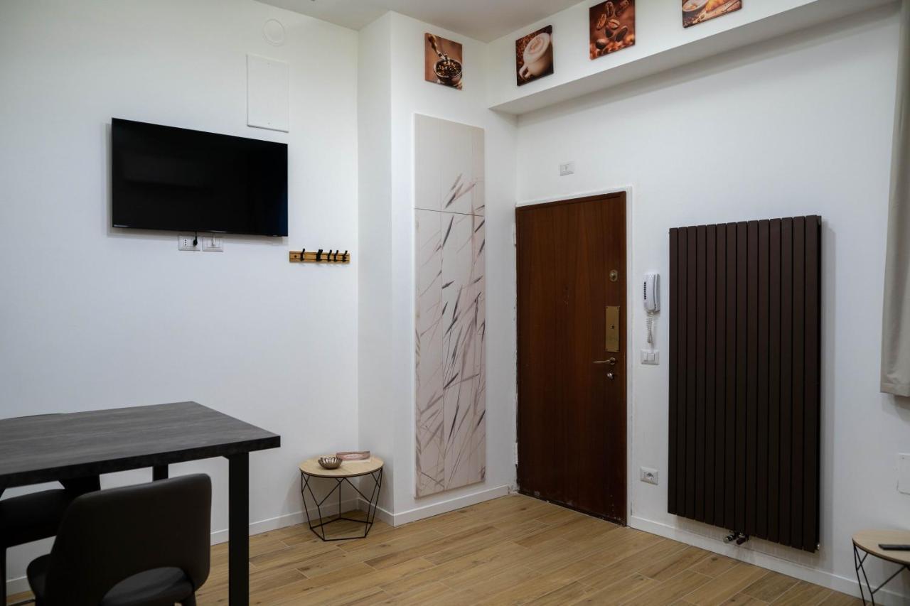 L Arche Comfort & Relax Brown Home Di Via Varesina ميلان المظهر الخارجي الصورة