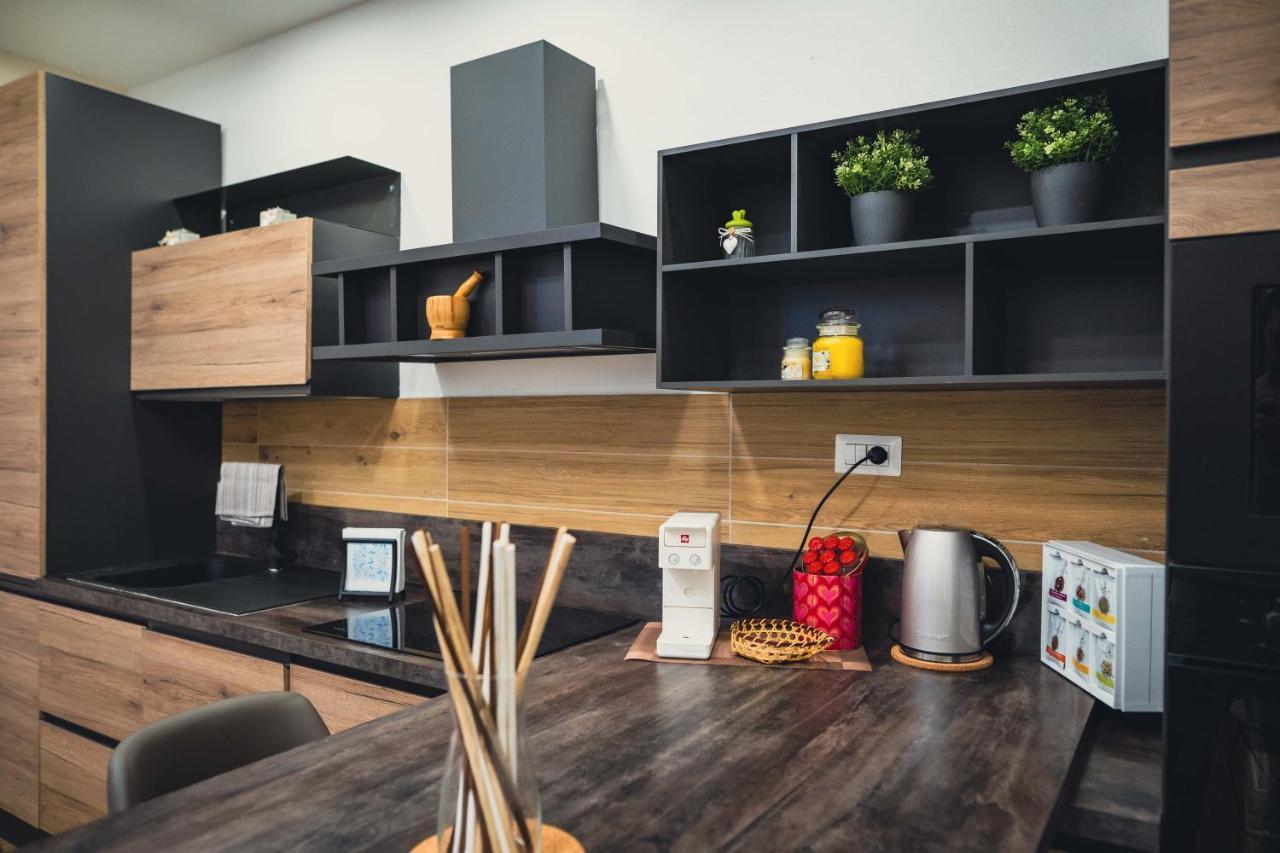 L Arche Comfort & Relax Brown Home Di Via Varesina ميلان المظهر الخارجي الصورة