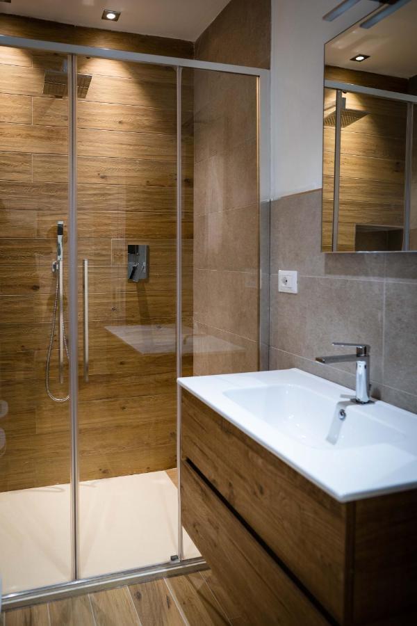 L Arche Comfort & Relax Brown Home Di Via Varesina ميلان المظهر الخارجي الصورة